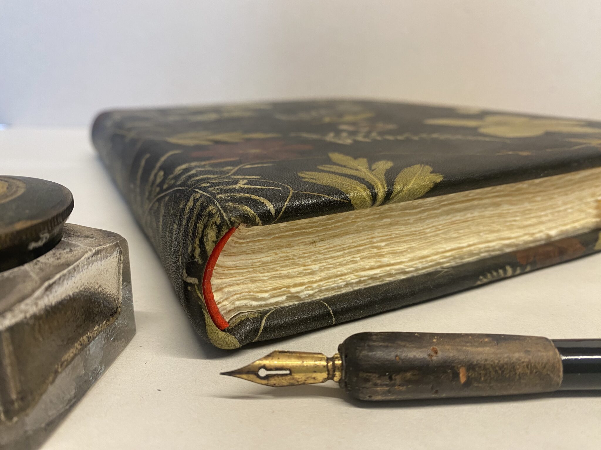 Leather Journal Sketch Book With Pressed Flower Botanical Pattern ...