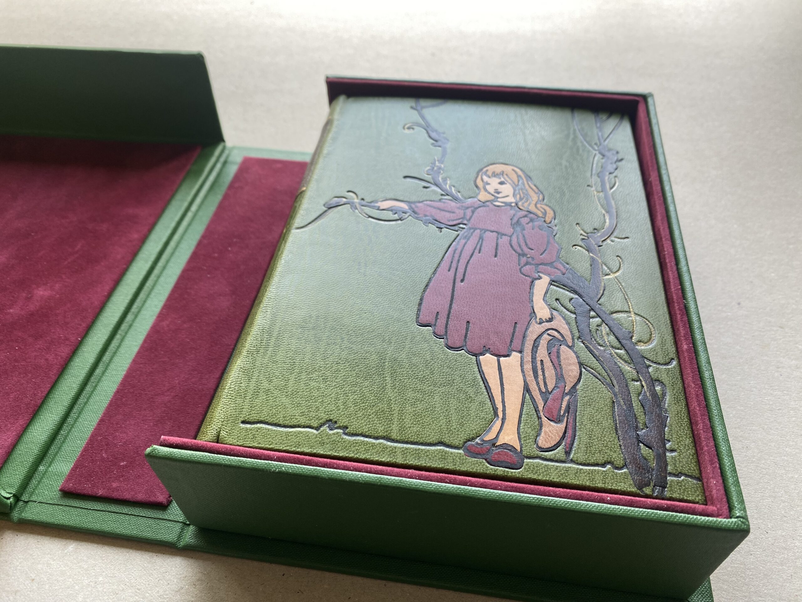 The Secret Garden - Image 9
